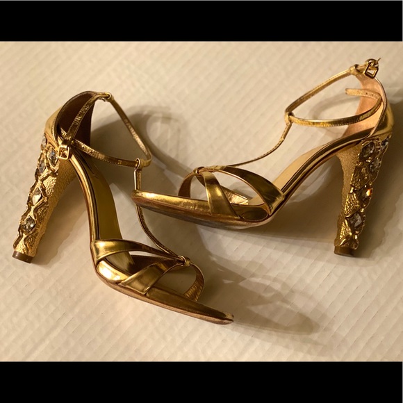 ❌sold❌Miu Miu embellished gold heels - Picture 2 of 7